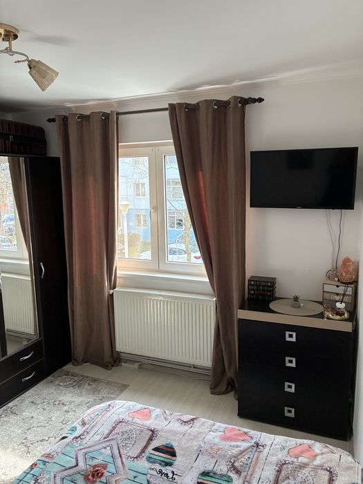 Apartament de vanzare decomandat