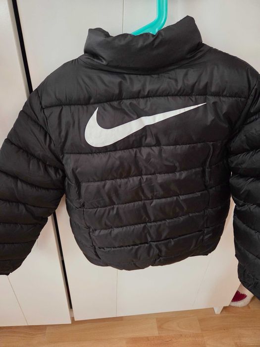 Детско яке Nike и Benetton