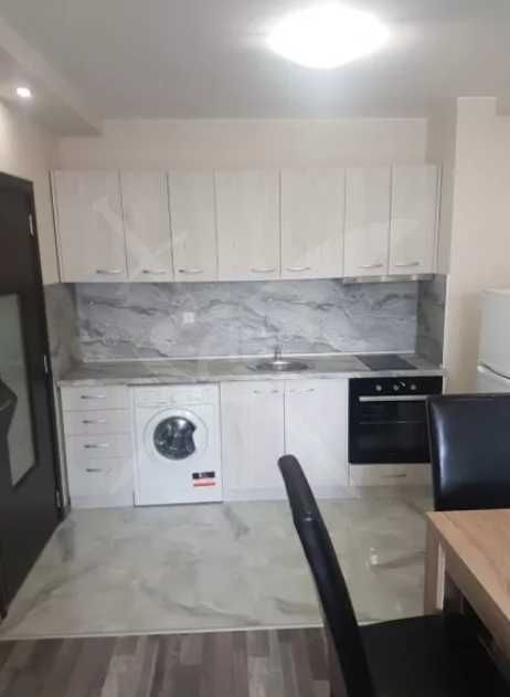 Дава се под наем Двустаен апартамент в Пловдив, Кършияка - 55 кв.м за 458.49 € - Снимка #1