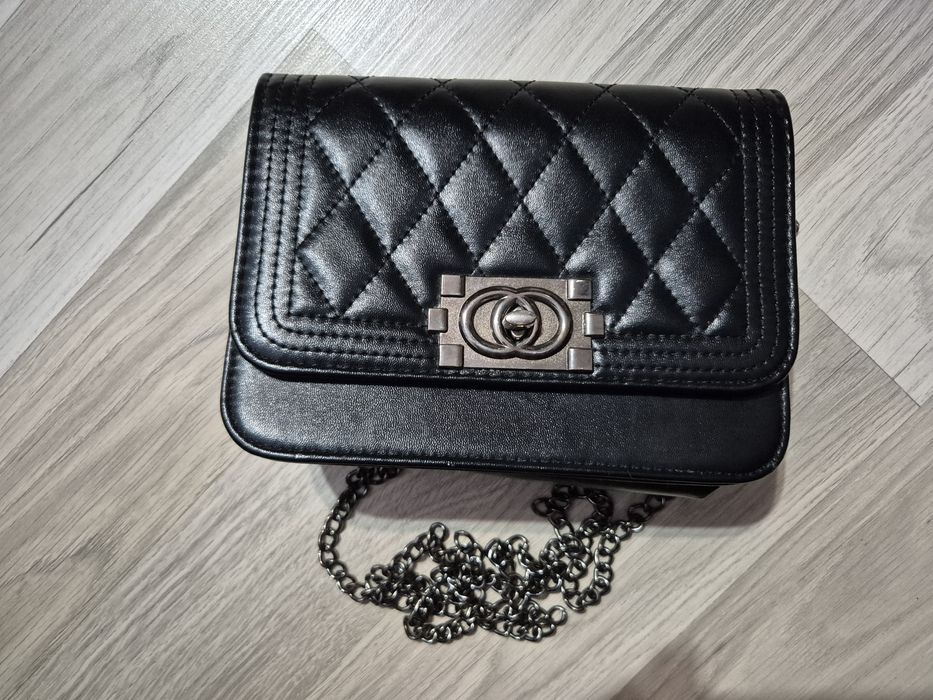 Елегантна дамска чанта