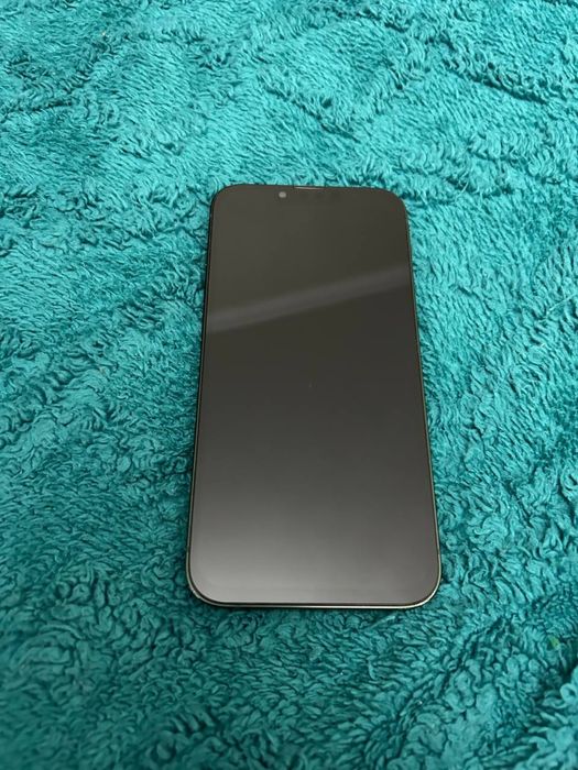 Iphon 13 в хорошем состояние