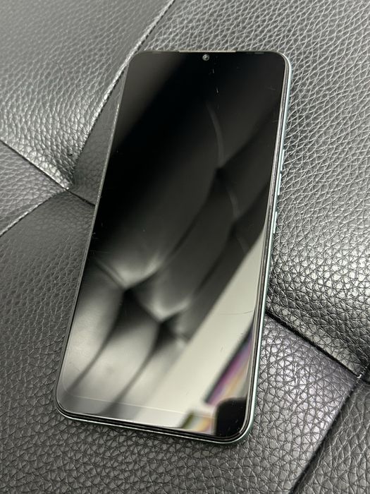 Tecno   -6/64gb.