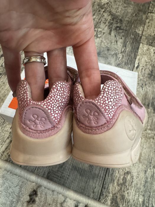 Pantofi piele roz fetite Biomecanics, marime 18