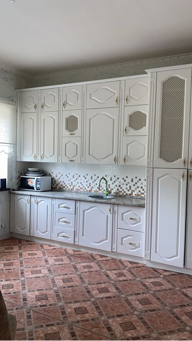 Кухонный гаргитур б/у