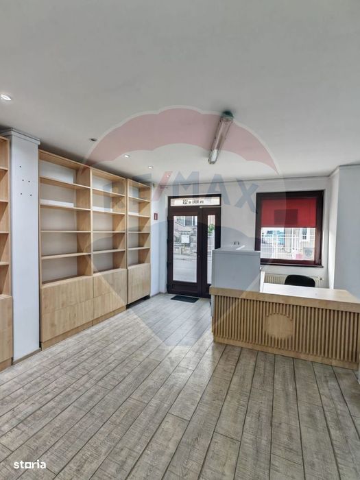 Apartament cu 4 camere de vânzare in Brasov