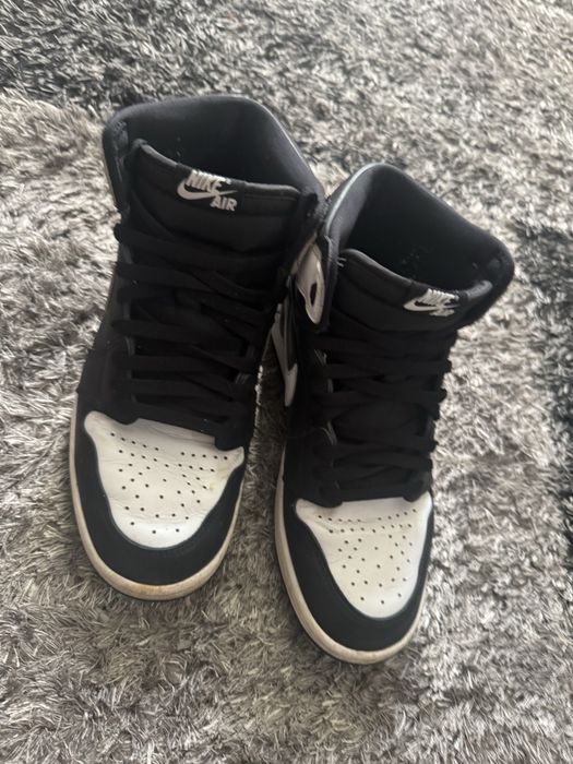 Jordan 1 black and white