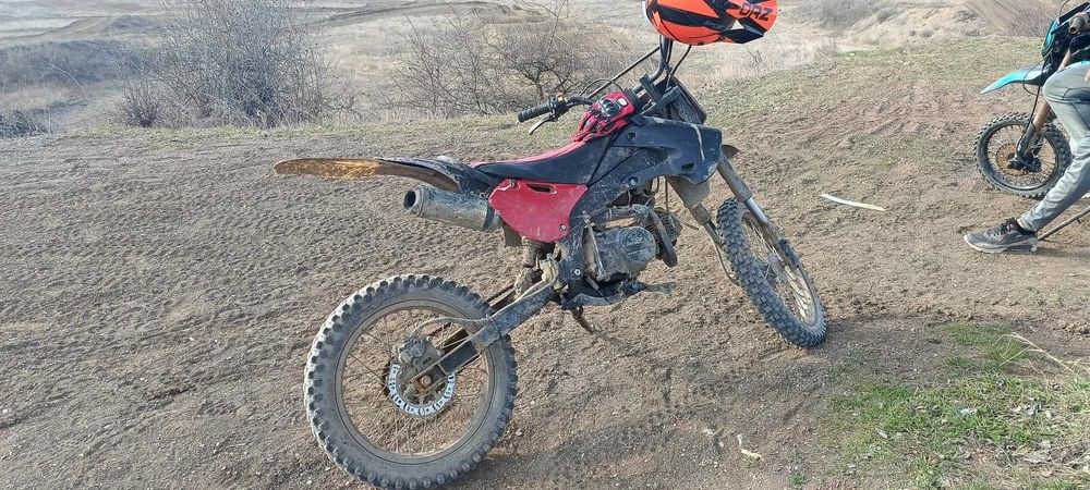 Продавам Кросов Мотор 125cc