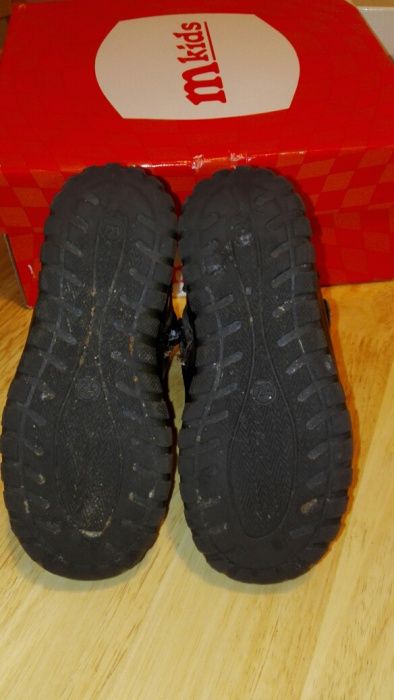 Ghetute Melania 24 captusite