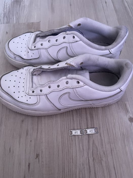 Продавам Nike Air Force 1