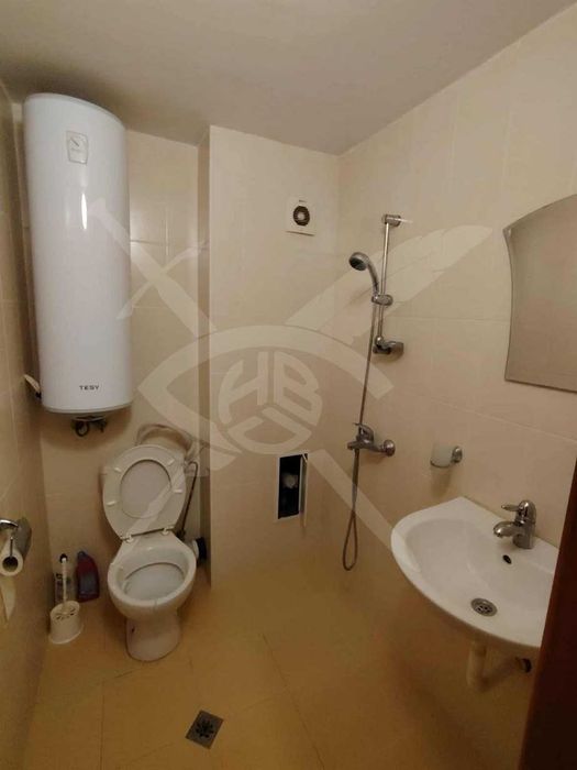 Дава се под наем Двустаен апартамент в Варна, Погреби - 45 кв.м за 300 € - Снимка #3