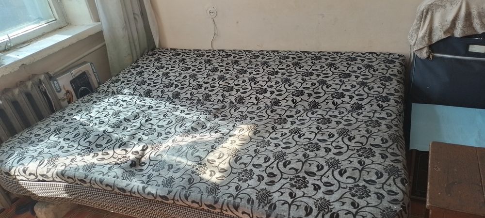 Отдам диван раскладной