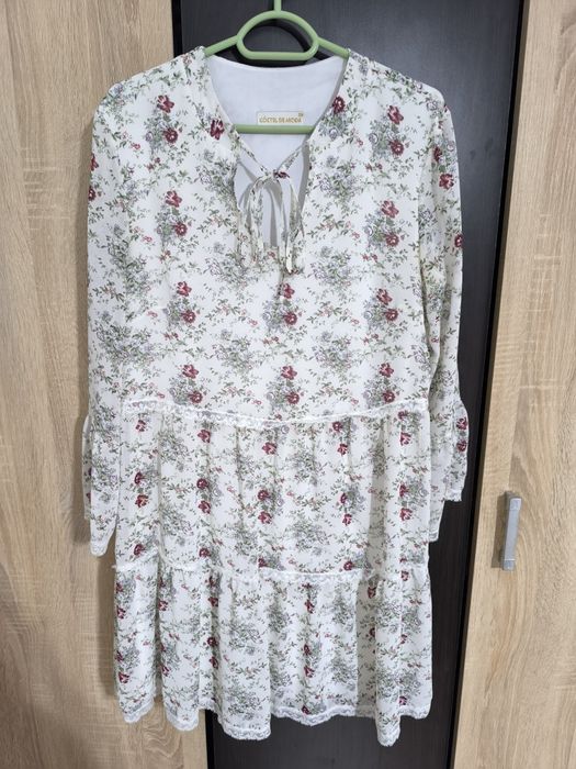 Vând rochie de primăvara-vară