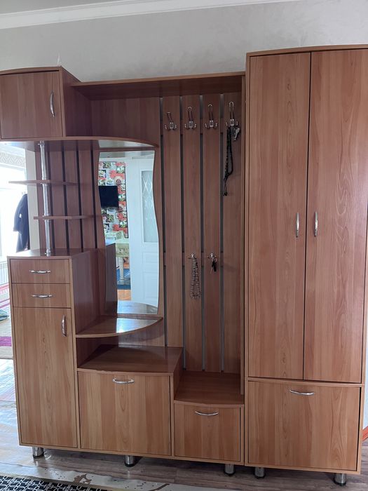 Шкаф в прихожую