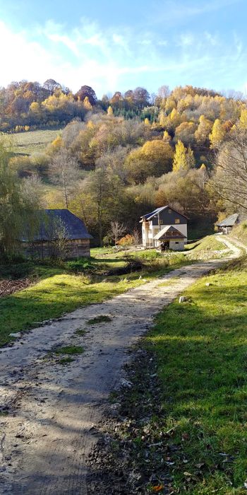 Proprietar -Vand sau Schimb- Casa si teren in Preluca Noua - Maramures