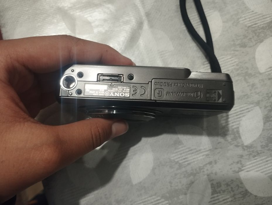 Sony cyber shot w300