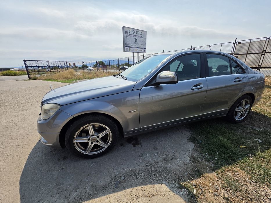 Mercedes c220 (W204) Много запазен! ЦЕНА ПО ДОГОВАРЯНЕ!!!