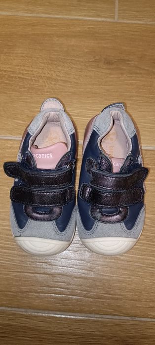 Детски кожени маратонки Biomecanics за момиче