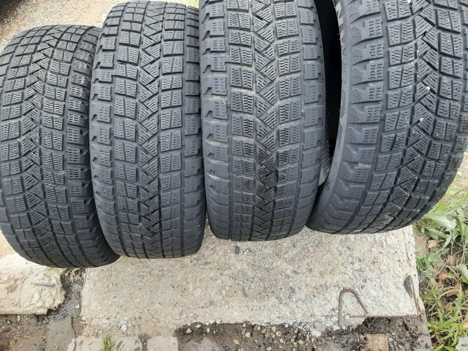 Продам шины 235/55/18  Китай