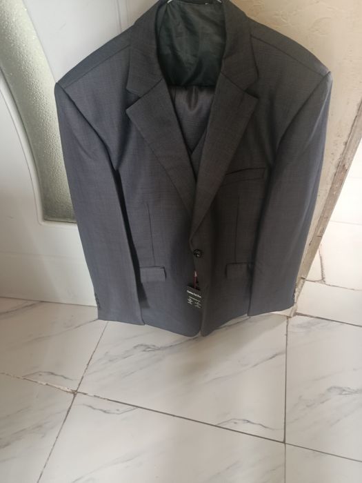 Продам комплект тройка