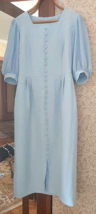 Продам очень красивые платья