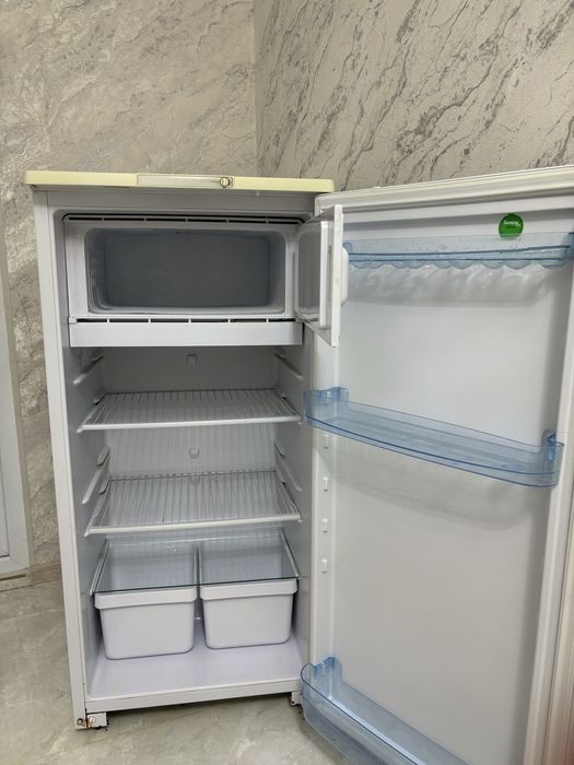 Холодильник продам