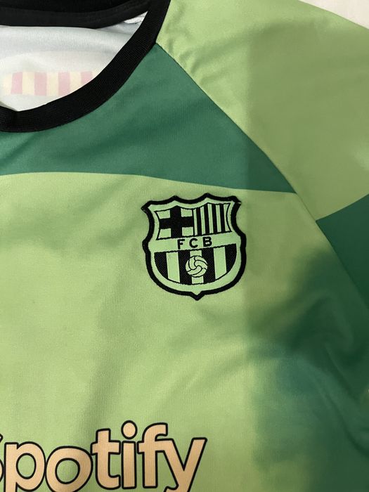 Детски футболни тениски на 4 различни отбора