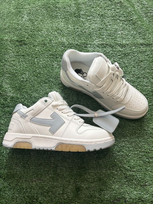 off white out of office adidasi