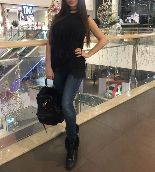 Блуза без ръкав