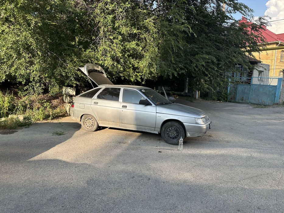 Продам машину ваз 2112
