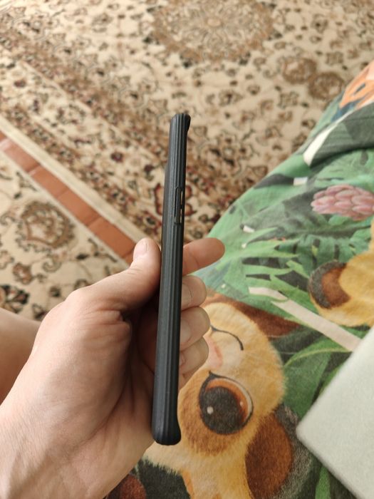 Продам новый чехол для one plus 11,11r