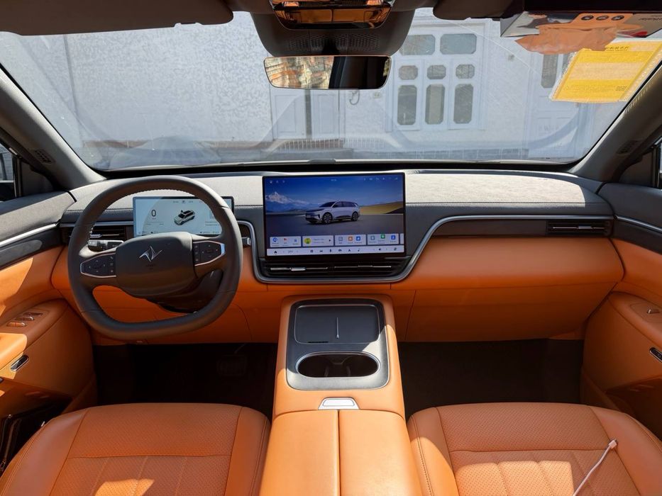 Dongfeng EP008 Hybrid 2026 restayling. Донгфенг ЕП008 гибрид