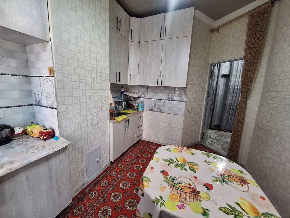 1 хонали квартира капитал ремонт сотилади Эшонгузар сити 30м2