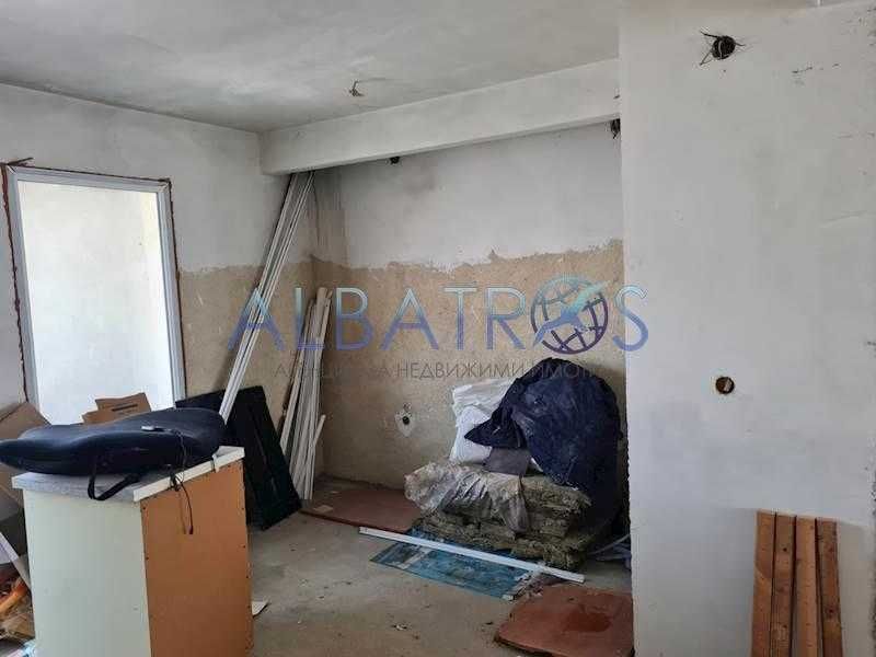 Продава се Двустаен апартамент в Варна, Колхозен пазар - 79 кв.м за 1298 €/кв.м - Снимка #3