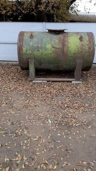 Цистерный продаю