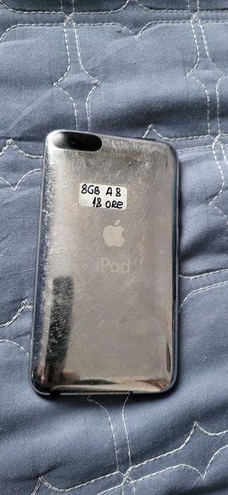 iPod 8Gb Model A1288 fuctional