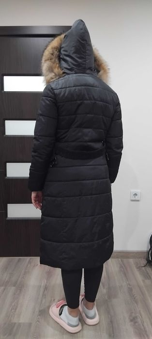 Зимно яке с естествен косъм.