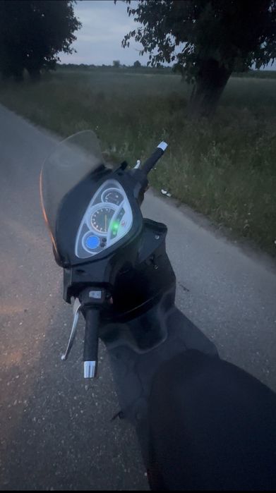 Scuter Kymco People S 50i