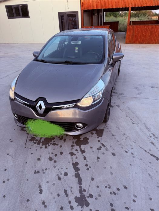 RENAULT Clio 2016