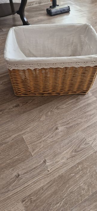 Продам корзину для белья