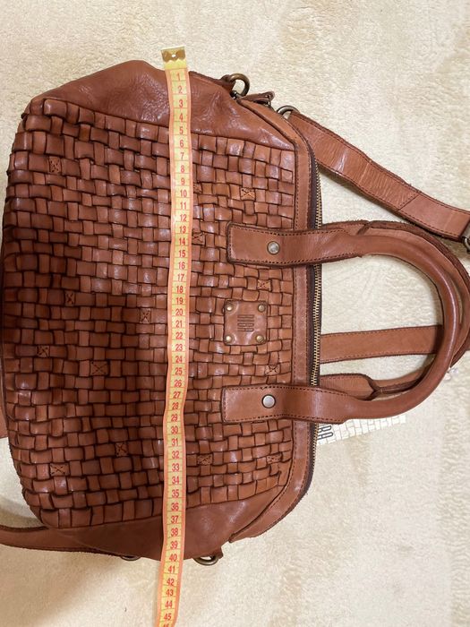 Винтидж нова  чанта от естествена кожа.