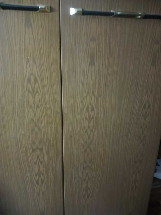 Вратички за секция