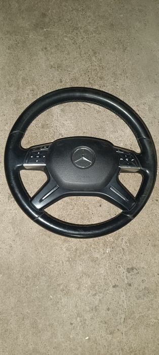 Волан за mercedes w204