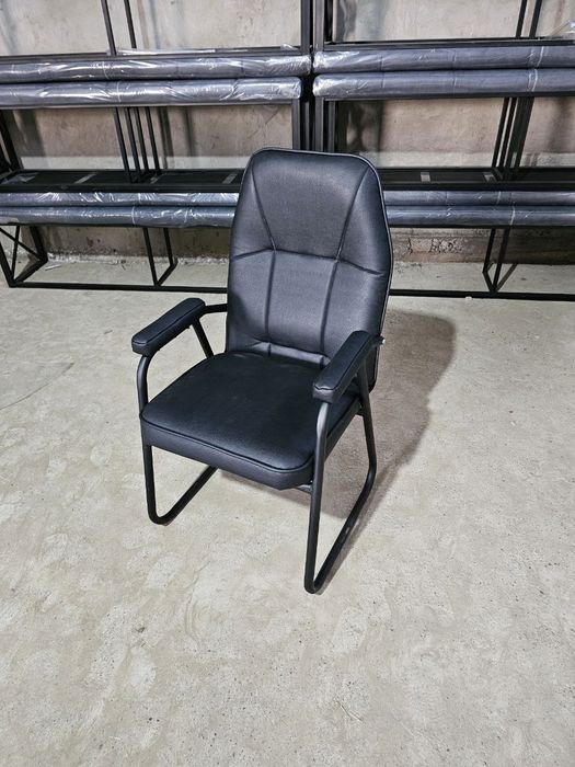 Офисное кресло Виситор С