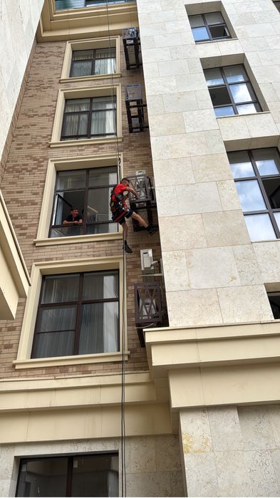 Альпинисты альпенист алпинист промышленные альпинизм высотники