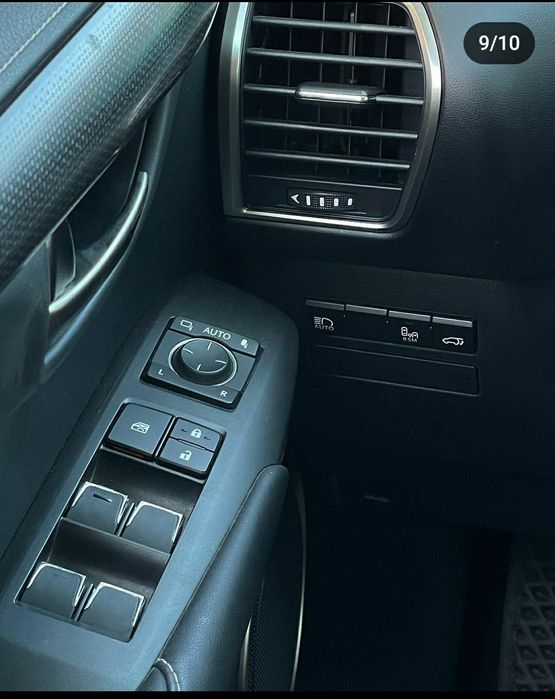 СРОЧНО ПРОДАМ Lexus NX 300, 2018 г.,