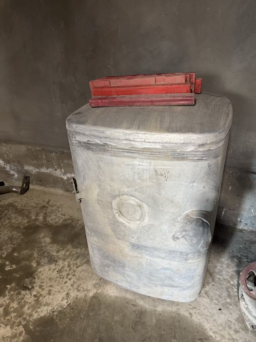 Топливный бак на Даф 105