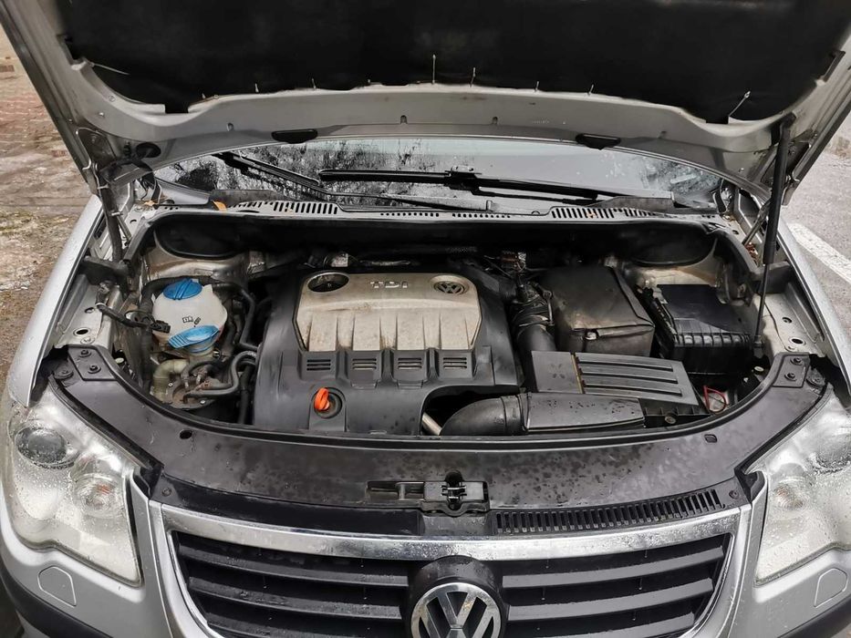 Volkswagen Touran Cross 2.0 TDI DPF 170 CP