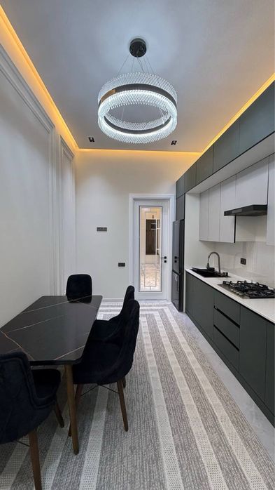 Продается 3 ком. Квартира по ул. Мирзо Улугбека ор. Киа автосалон