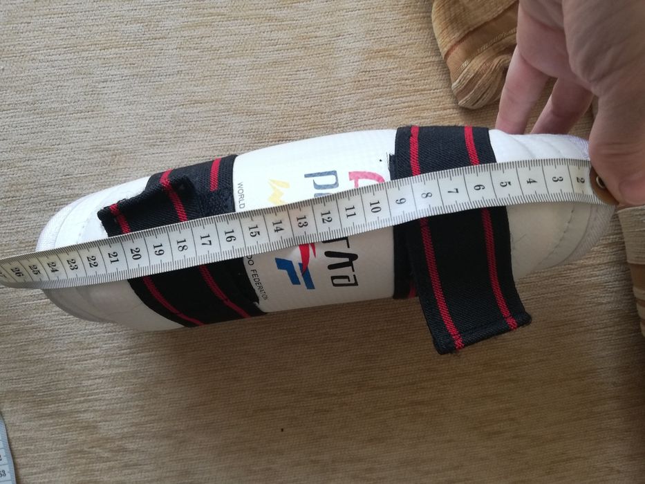 Защита для ног единоборства