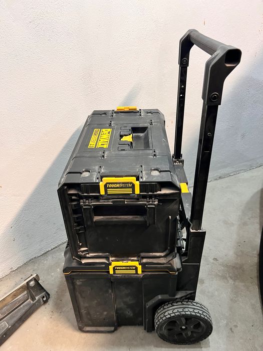 Куфар за инструменти на колела DEWALT Toughsystem